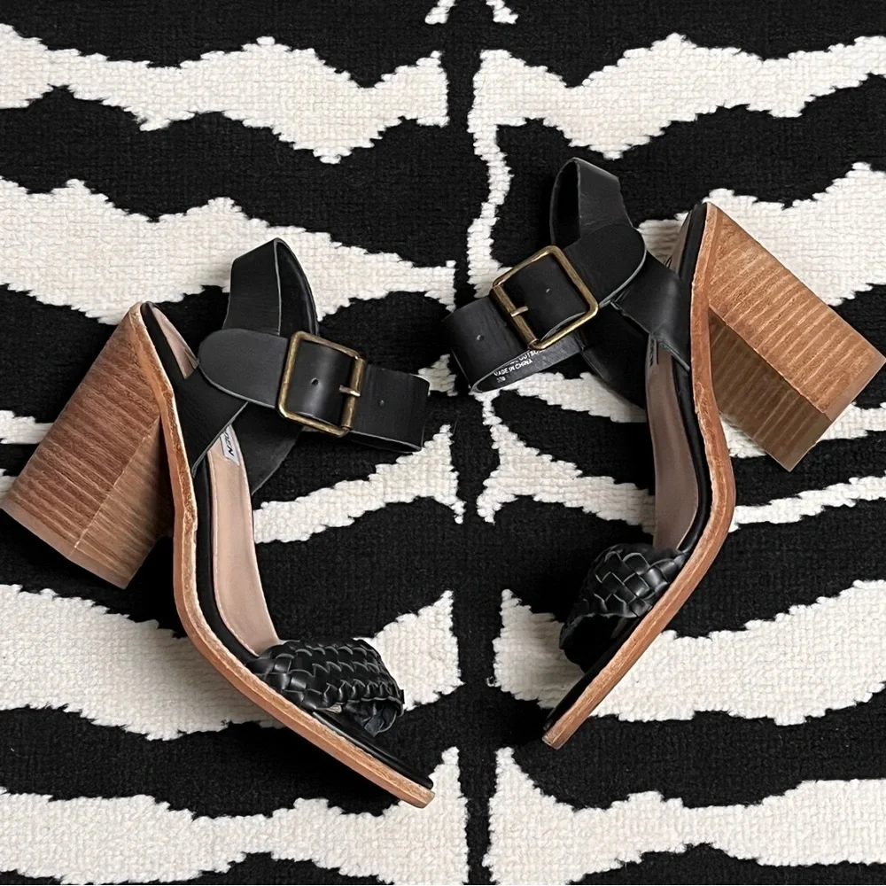 Steve Madden Cadence Black Heeled Sandals Size 7.5 - Picture 9 of 15